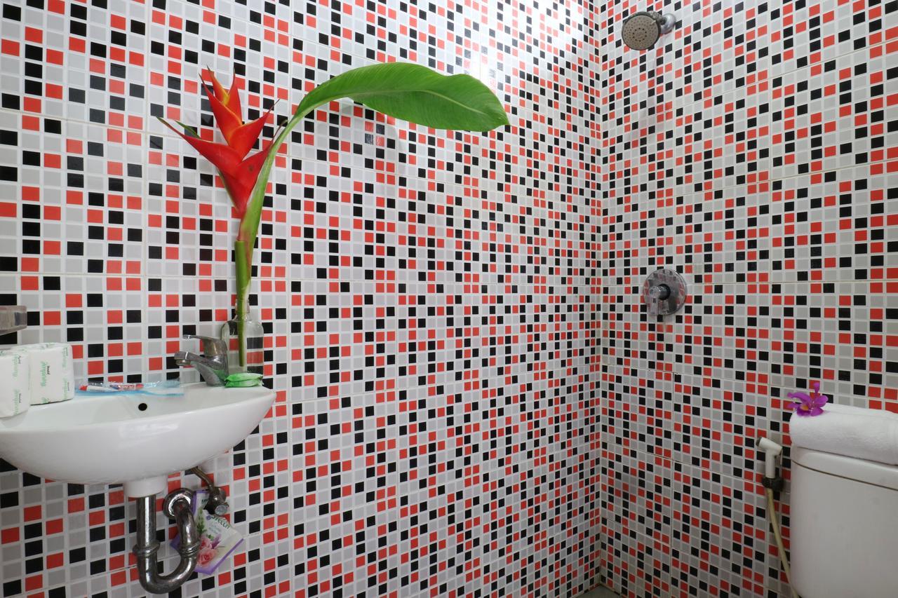 Pondok Jempiring Kuta  Ngoại thất bức ảnh