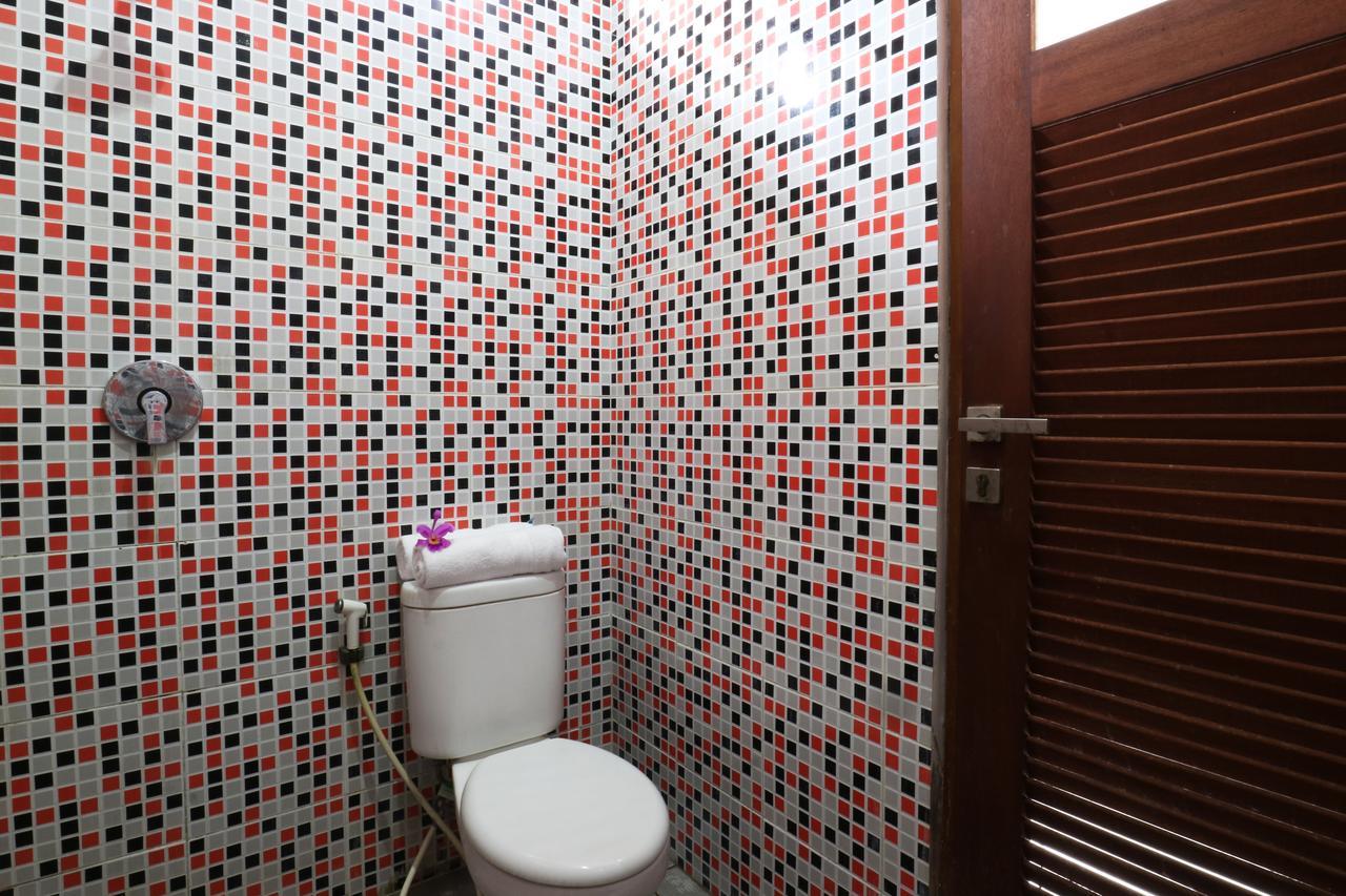 Pondok Jempiring Kuta  Ngoại thất bức ảnh